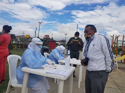 Secretaría de Salud Municipal llegó con la Estrategia PRASS a la Comuna 2