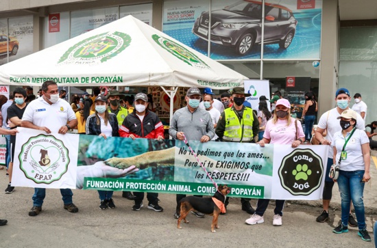 Primera jornada de adopción de mascotas y recolección de ayudas en Popayán