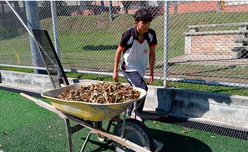 Barrio Pandiguando se prepara para reabrir escenario deportivo