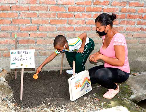 Fundación Gases de Occidente dona 733 kits educativos para estudiantes de Palmira