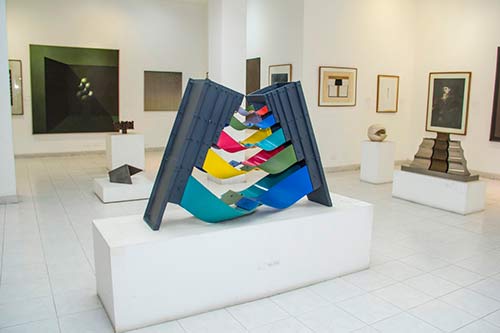 Museo Negret reabre sus puertas y rinde homenaje al maestro payanés Museo Negret reabre sus puertas y rinde homenaje al maestro payanés