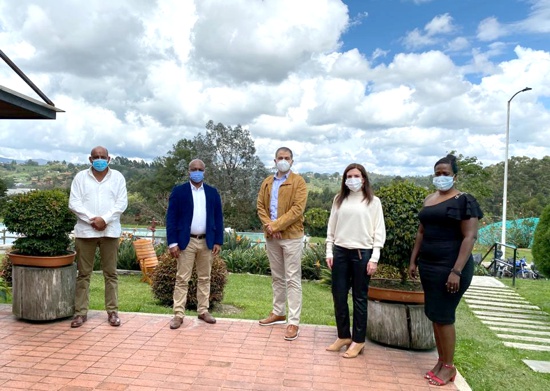 Alcalde de Guachené y Grupo Familia procuran solucionar conflicto tributario