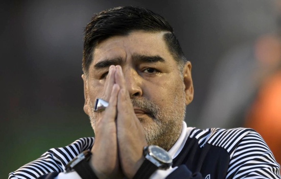 Maradona: Redondo y humano, demasiado humano. Maradona: Redondo y humano, demasiado humano.