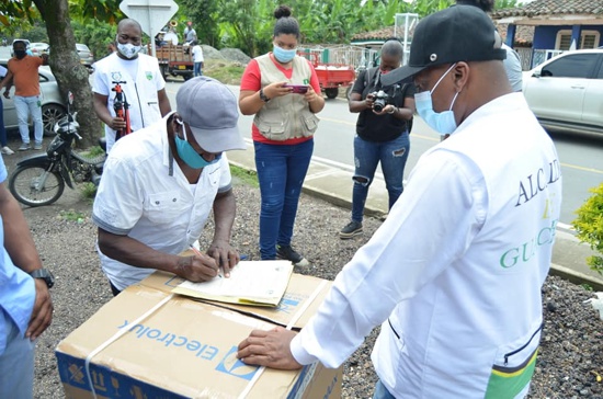 Emprendedores guacheneseños reciben apoyo municipal Emprendedores guacheneseños reciben apoyo municipal