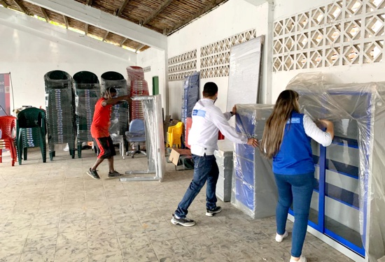 Familias desplazadas y reubicadas reciben dotación de mobiliario en Santander de Quilichao