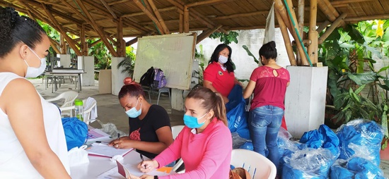 Kits de aseo y bioseguridad para migrantes venezolanos en Corinto