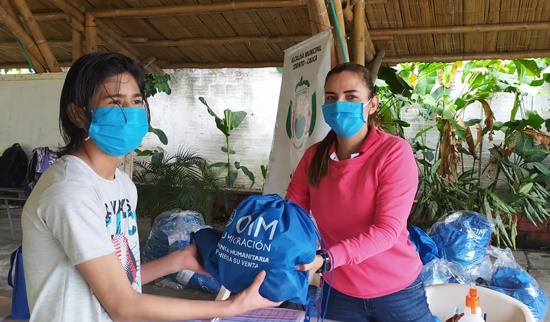 Kits de aseo y bioseguridad para migrantes venezolanos en Corinto