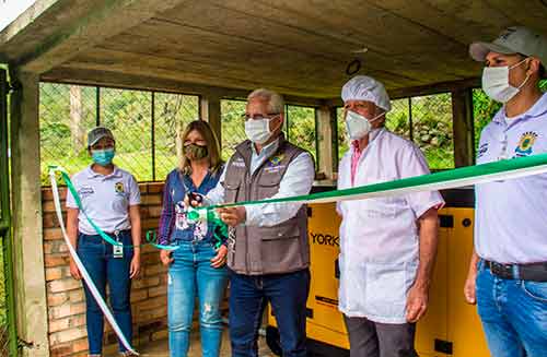 Asociaciones de lecheros de Popayán aumentarán su producción gracias a entrega de maquinaria Asociaciones de lecheros de Popayán aumentarán su producción gracias a entrega de maquinaria