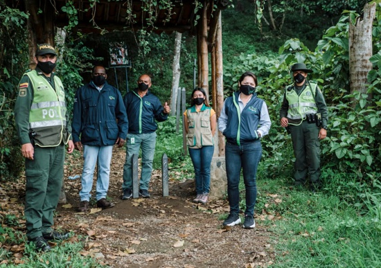 Vandalismo contra área de conservación en cerro Las Tres Cruces de Popayán Vandalismo contra área de conservación en cerro Las Tres Cruces de Popayán