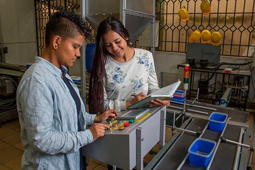 Unicomfacauca cuenta con una de las mejores experiencias en innovación educativa Unicomfacauca cuenta con una de las mejores experiencias en innovación educativa