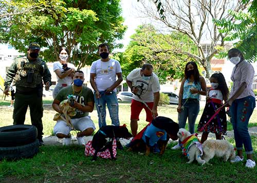 FESTIVAL CANINO DE DISFRACES EN QUILICHAO