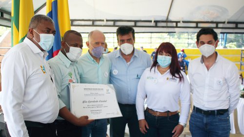 CEO ENTREGA OBRAS PARA LA INTERCONEXIÓN ELÉCTRICA DE 559 FAMILIAS SUAREÑAS