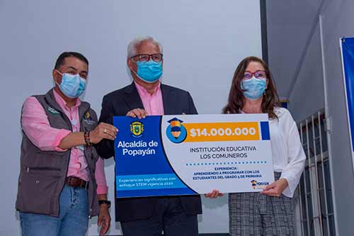 185 millones de pesos fortalecerán infraestructura tecnológica y proyectos en TICs de 7 Instituciones Educativas
