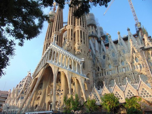 Basílica de la Sagrada Familia, diseñada por Gaudí, Barcelona EL PODER DEL ARTE