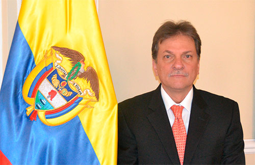Eduardo José González Angulo: el señor de las vacunas Eduardo José González Angulo: el señor de las vacunas