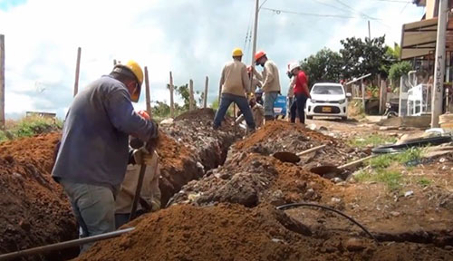 Vereda de Torres y barrio los Cristales ya cuentan con reposición de redes de acueducto