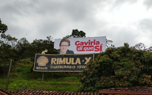 En vallas le piden el sí a Gaviria En vallas le piden el sí a Gaviria