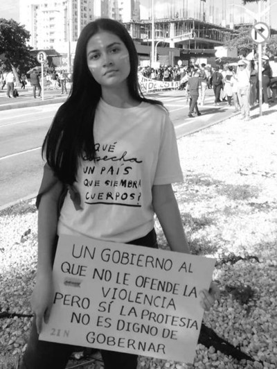 Marla Gutiérrez En vallas le piden el sí a Gaviria