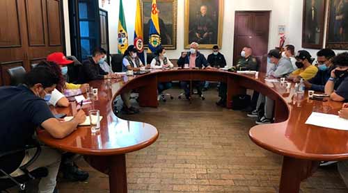 Continúan los espacios de diálogo y concertación con jóvenes deportistas de la ciudad Continúan los espacios de diálogo y concertación con jóvenes deportistas de la ciudad