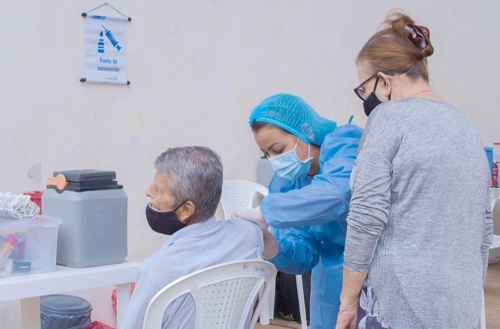 En el Cauca sí se seguirán aplicando las vacunas contra el Covid-19 En el Cauca sí se seguirán aplicando las vacunas contra el Covid-19