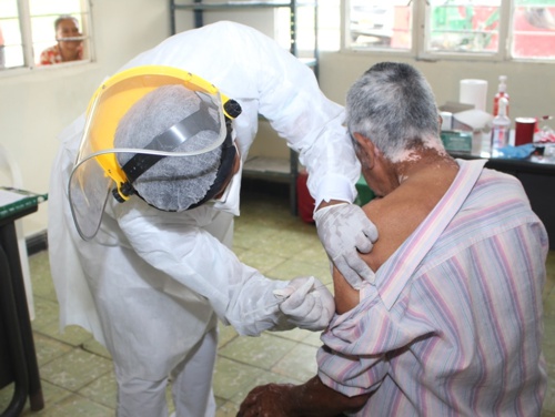 En el Cauca sí se seguirán aplicando las vacunas contra el Covid-19 En el Cauca sí se seguirán aplicando las vacunas contra el Covid-19