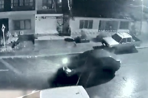En video quedó registrado robo de camioneta en Villa Rica En video quedó registrado robo de camioneta en Villa Rica