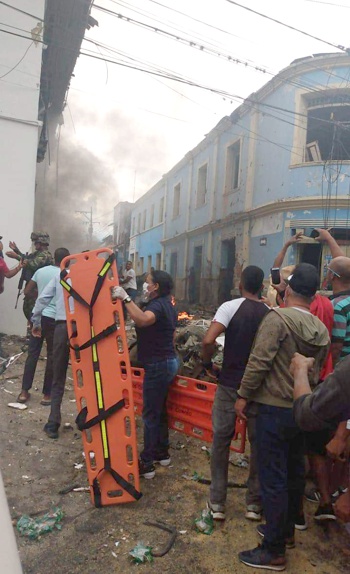 Estalló un carro bomba en la Alcaldía de Corinto - Cauca Estalló un carro bomba en la Alcaldía de Corinto - Cauca