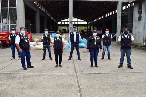 Gobernación del Cauca da golpe a adulteradores y destruye más de 4 mil botellas de licor vacías Gobernación del Cauca da golpe a adulteradores y destruye más de 4 mil botellas de licor vacías