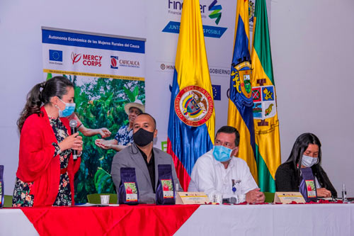 Mujeres del Cauca tendrán autonomía económica a través del café Mujeres del Cauca tendrán autonomía económica a través del café