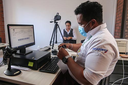 Con éxito se llevó a cabo la primera jornada 2021 de expedición de pasaportes en la Casa Norte de la Gobernación del Cauca