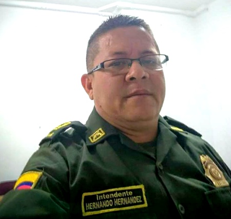 Atentado y amenazas contra ex policía Hernando Hernández en Llano Verde de Cali Atentado y amenazas contra ex policía Hernando Hernández en Llano Verde de Cali