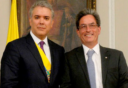 Democracias de fachada - Gobierno Duque - Carrasquilla
