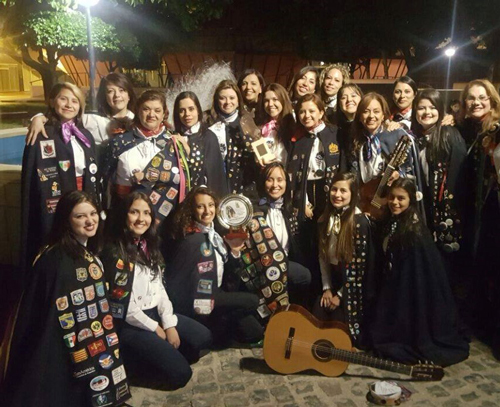 La Tuna Femenina Javeriana celebra sus 50 años
