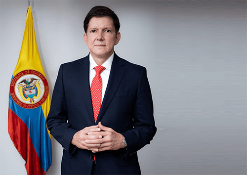 Señor ministro de Justicia: un minuto por favor Señor ministro de Justicia: un minuto por favor