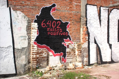 Tu guerra nos desangra - Mural en Santander de Quilichao