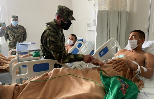 Un suboficial del Ejército muerto y siete soldados heridos en sur del Cauca