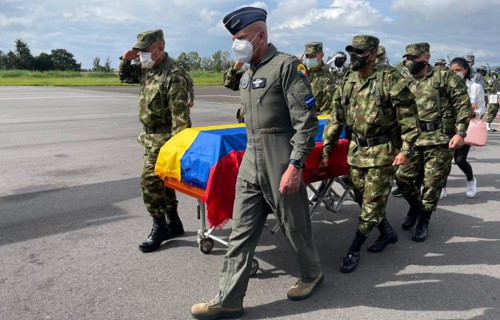 Un suboficial del Ejército muerto y siete soldados heridos en sur del Cauca