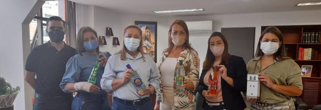 El Aguardiente Caucano ahora también lo consumirán en el Eje Cafetero. El Aguardiente Caucano ahora también lo consumirán en el Eje Cafetero.