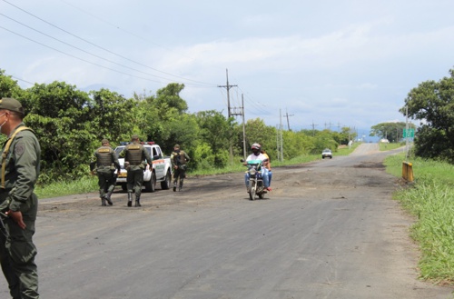 Desbloquean vía Panamericana en Villa Rica a través del diálogo. Desbloquean vía Panamericana en Villa Rica a través del diálogo.