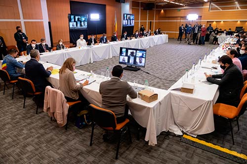 Gobernadores liderarán diálogos regionales líderes de las manifestaciones