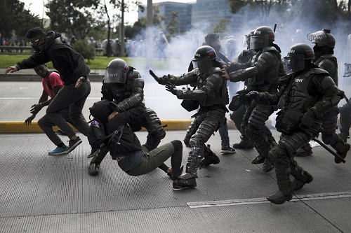 Gobierno de Iván Duque da tratamiento de guerra a la protesta social - PCN Gobierno de Iván Duque da tratamiento de guerra a la protesta social - PCN