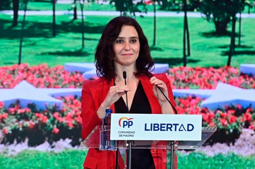 Lady Madrid - la piedra en el zapato de Sánchez y Casado Lady Madrid - la piedra en el zapato de Sánchez y Casado