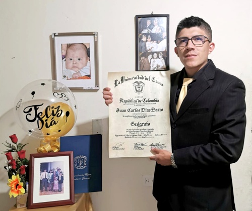 Nuevo Geógrafo de la Unicauca se graduó en Popayán - Juan Carlos Díaz Barco Nuevo Geógrafo de la Unicauca se graduó en Popayán - Juan Carlos Díaz Barco