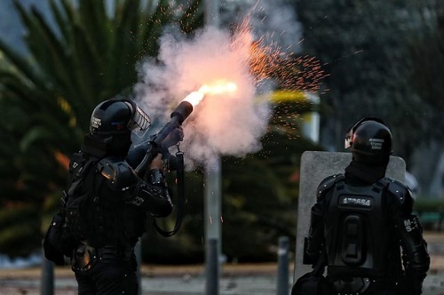 ONU denuncia que Policía abrió fuego contra manifestantes en Cali ONU denuncia que Policía abrió fuego contra manifestantes en Cali