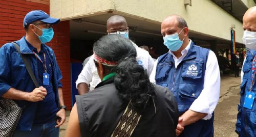 Defensor del Pueblo abandona asamblea
