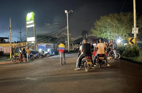Puerto Tejada mantiene bloqueada sus vías por el Paro Nacional