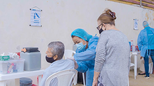 Autoridades sanitarias de Colombia y Cauca respaldan y hacen seguimiento a vacunación contra el COVID-19