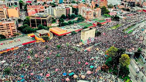 Colombia puede ser la India de América Latina