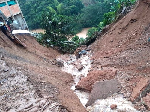 Avalancha en zona rural de Argelia - Cauca Avalancha en zona rural de Argelia - Cauca