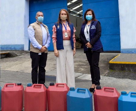 Licorera del Cauca entregó alcohol para prevenir el Covid 19